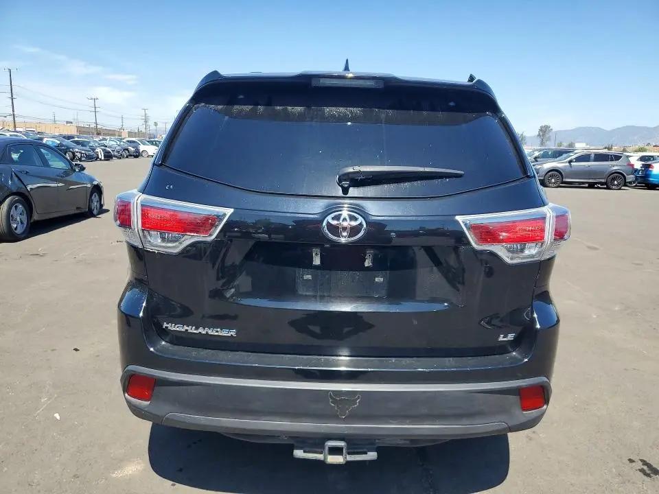 2016 TOYOTA HIGHLANDER LE PLUS  