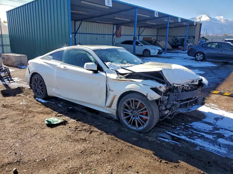 2017 INFINITI Q60 RED SPORT 400  