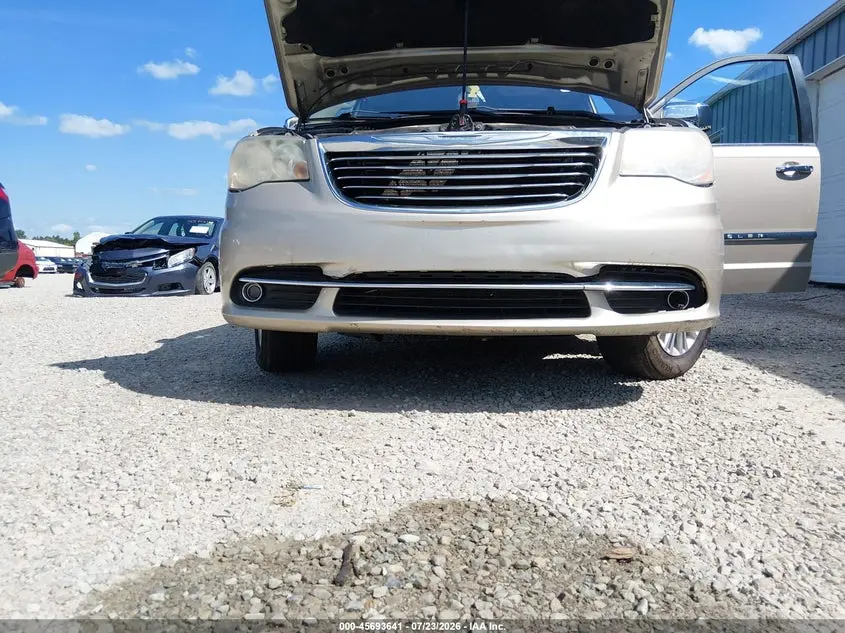 2013 CHRYSLER TOWN & COUNTRY TOURING-L