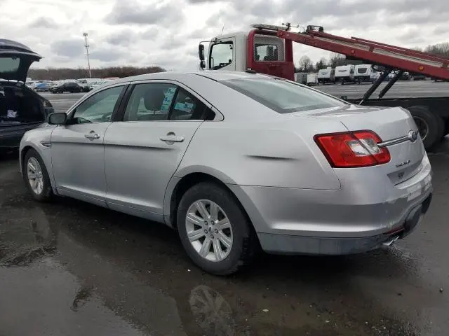 2011 FORD TAURUS SE