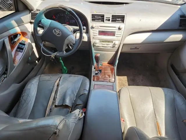 2010 TOYOTA CAMRY SE  