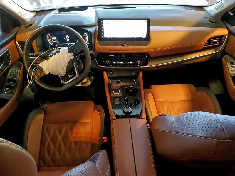 2024 NISSAN ROGUE PLATINUM  