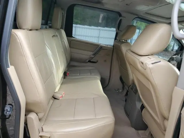 2014 NISSAN TITAN S  