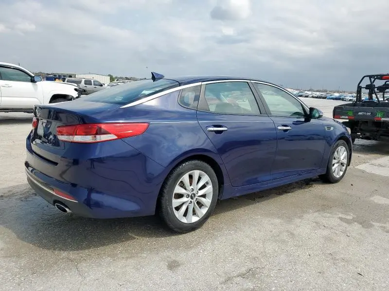 2017 KIA OPTIMA LX