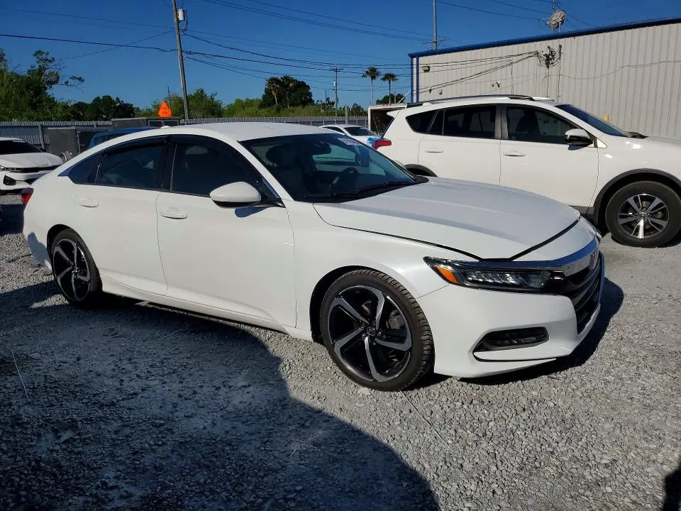 2019 HONDA ACCORD LX  