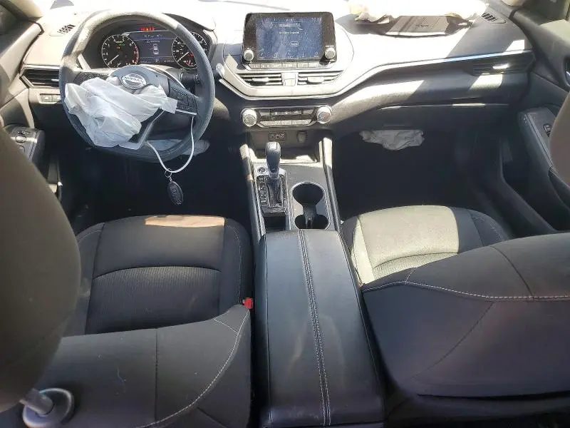 2022 NISSAN ALTIMA SV  