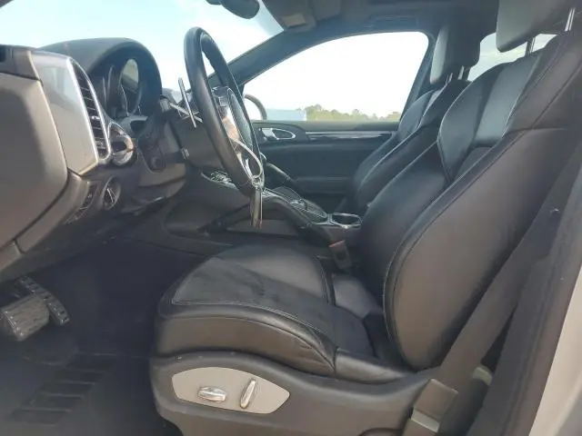 2014 PORSCHE CAYENNE GTS  