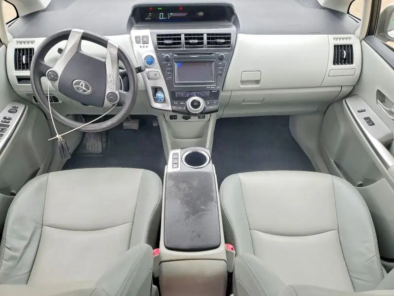 2012 TOYOTA PRIUS V FIVE  