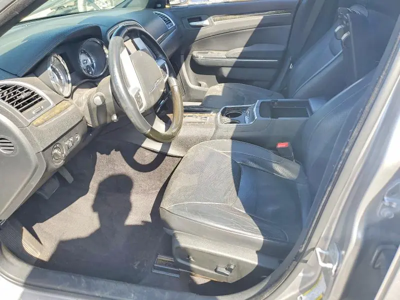 2014 CHRYSLER 300C   