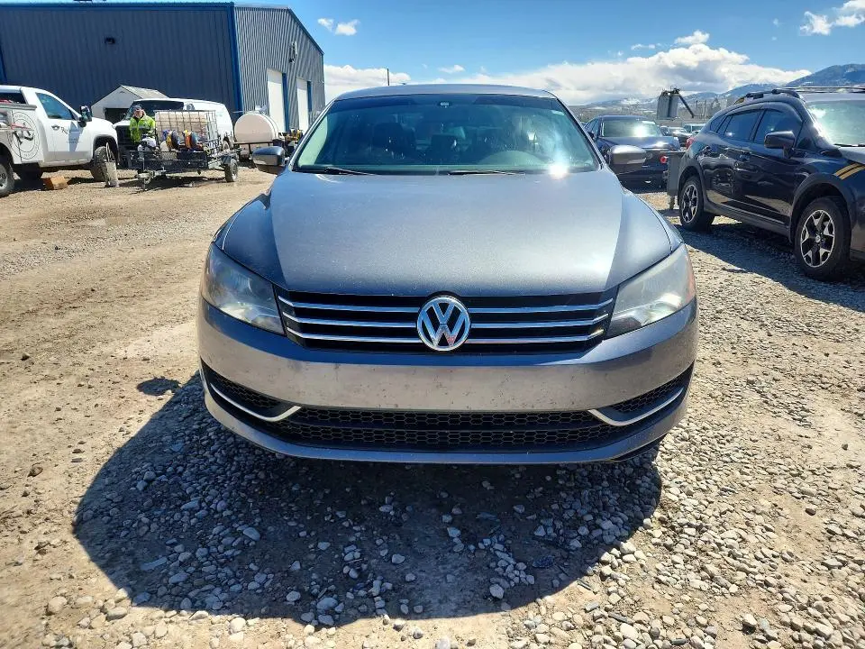 2014 VOLKSWAGEN PASSAT SE  