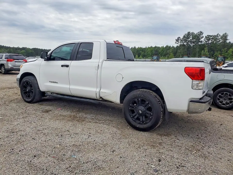 2011 TOYOTA TUNDRA DOUBLE CAB SR5  