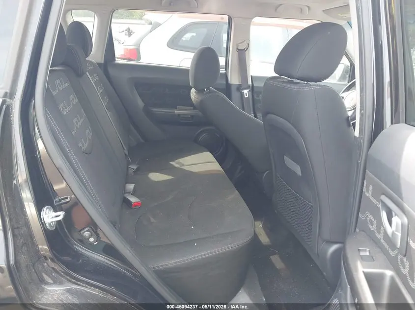 2013 KIA SOUL +