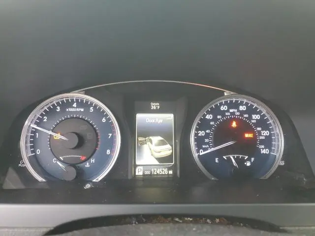 2016 TOYOTA CAMRY LE  