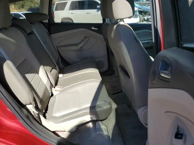 2016 FORD ESCAPE SE  