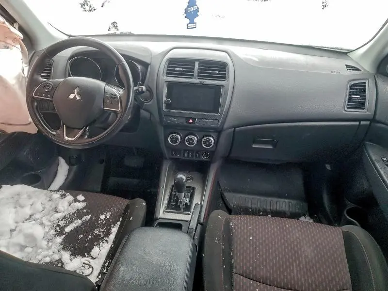 2019 MITSUBISHI RVR SE  