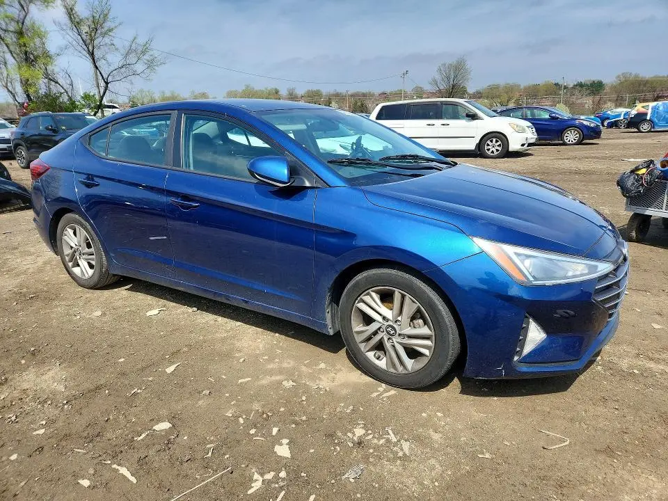 2019 HYUNDAI ELANTRA SEL  