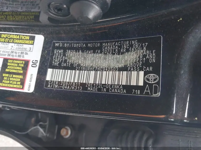 2017 TOYOTA COROLLA LE