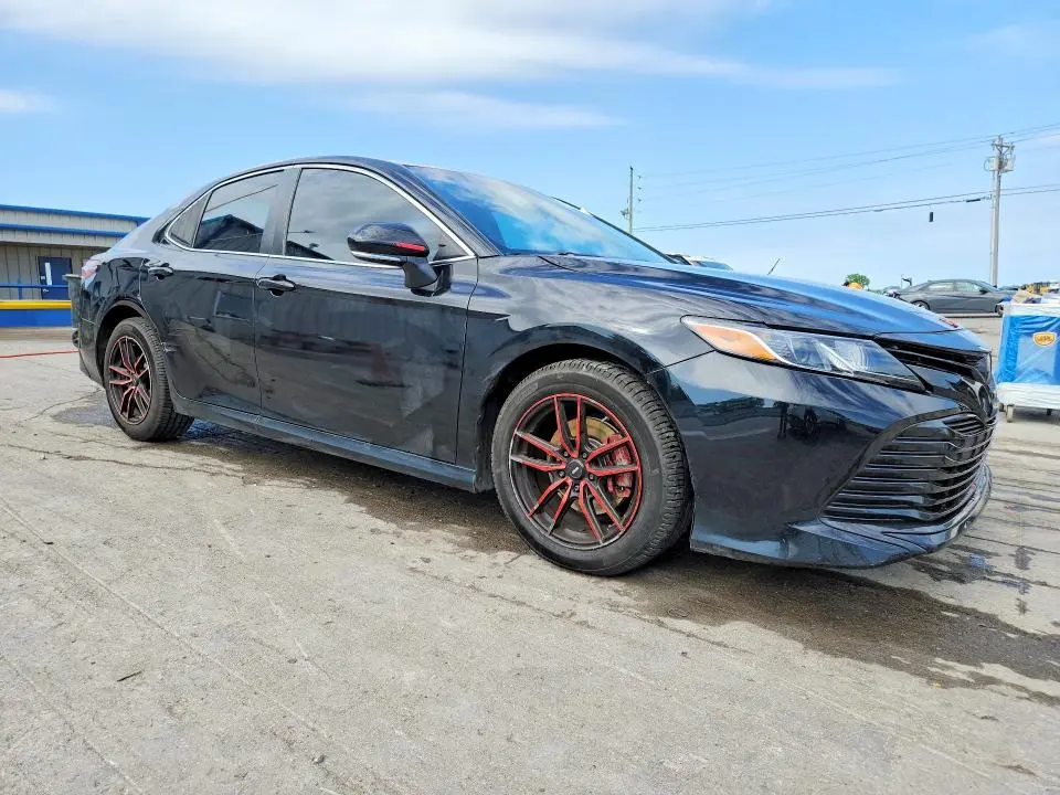2018 TOYOTA CAMRY LE  