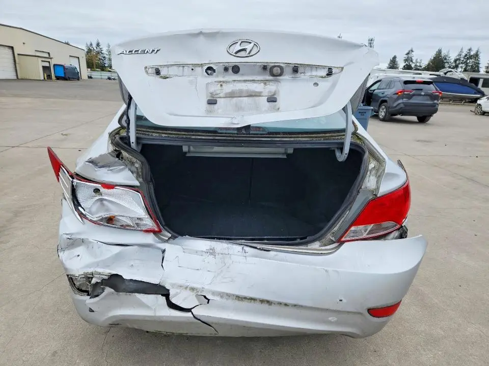 2015 HYUNDAI ACCENT GLS  