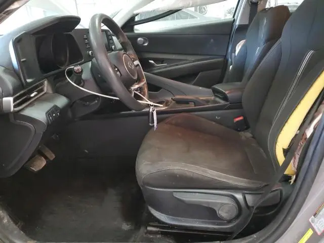 2021 HYUNDAI ELANTRA SEL  