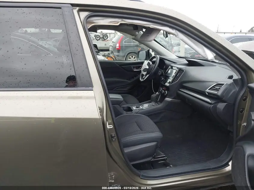 2022 SUBARU FORESTER PREMIUM