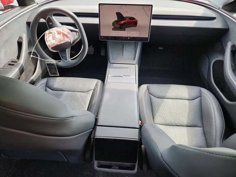 2024 TESLA MODEL 3   
