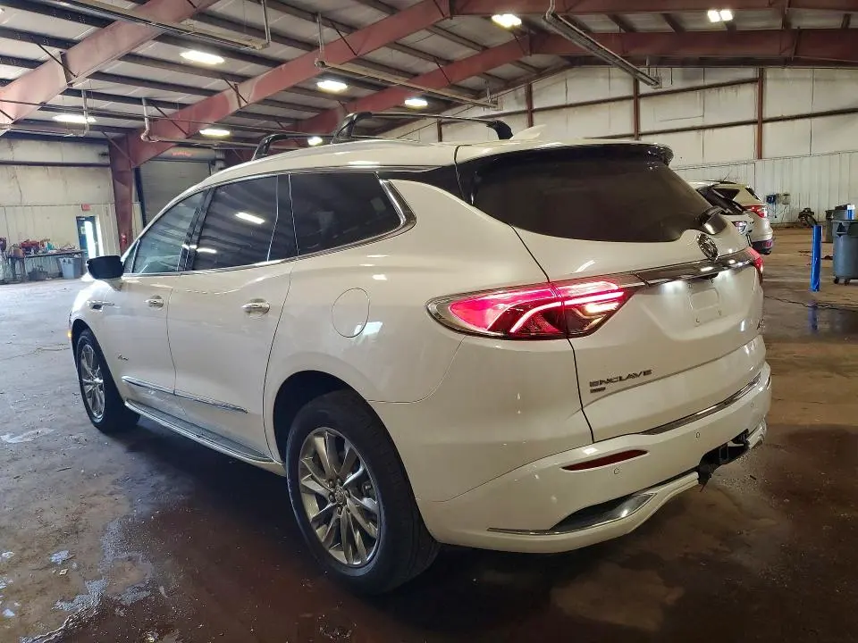 2023 BUICK ENCLAVE AVENIR  