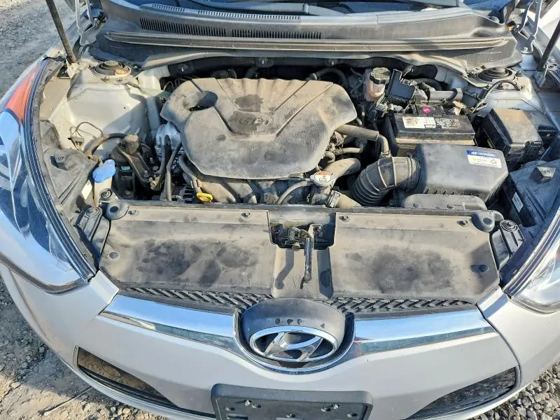 2017 HYUNDAI VELOSTER VALUE EDITION  