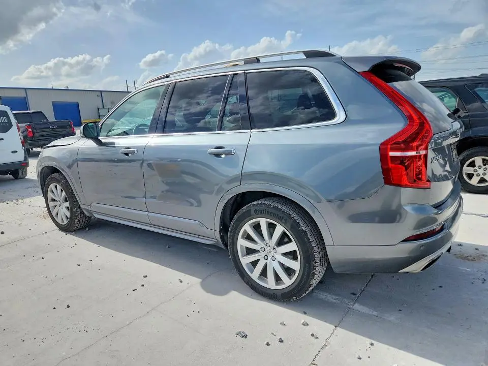 2018 VOLVO XC90 T6  