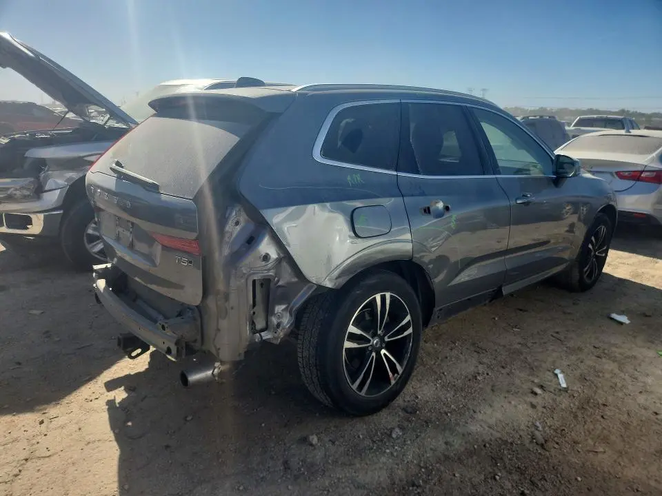 2019 VOLVO XC60 T5  