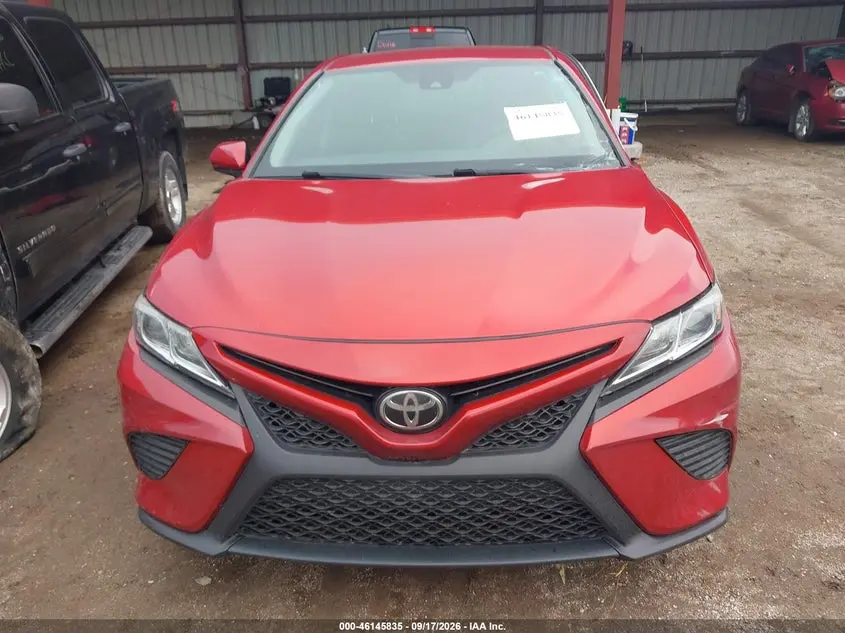 2019 TOYOTA CAMRY SE