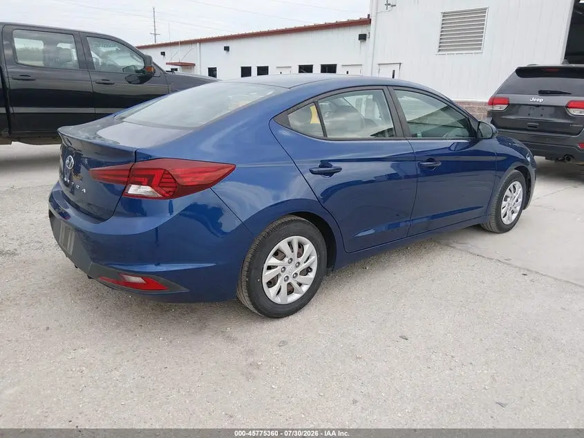 2020 HYUNDAI ELANTRA SE
