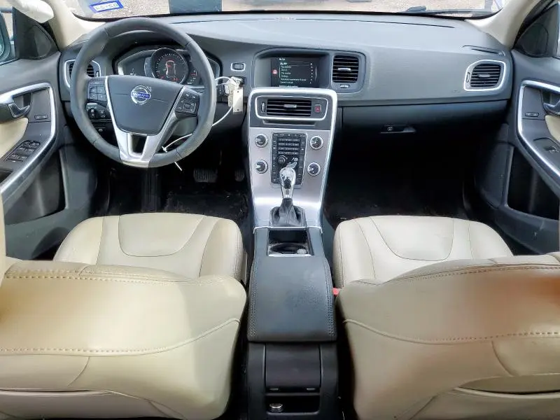 2017 VOLVO V60 T5 PREMIER  