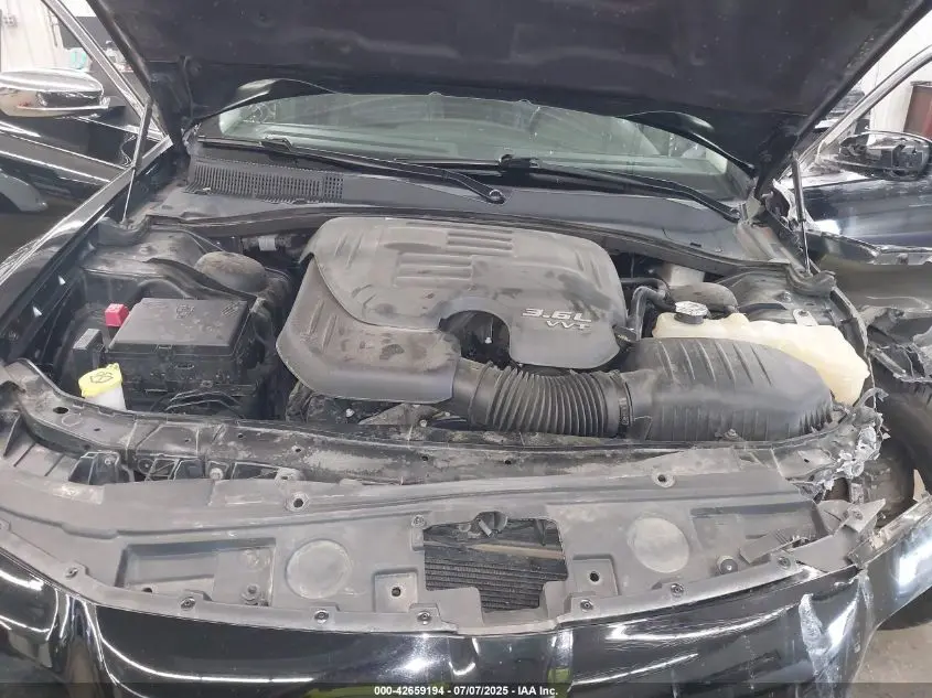 2017 CHRYSLER 300 300C