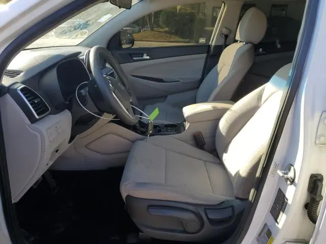 2019 HYUNDAI TUCSON SE  