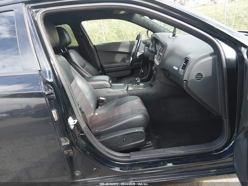 2012 DODGE CHARGER SE