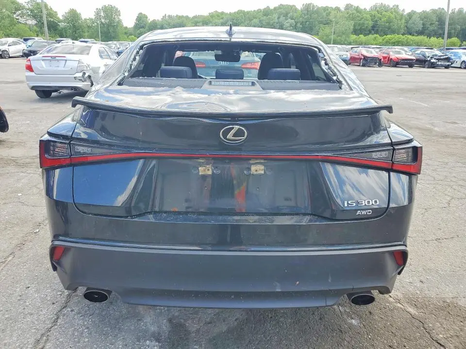 2021 LEXUS IS 300  