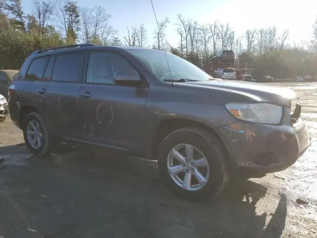 2010 TOYOTA HIGHLANDER   