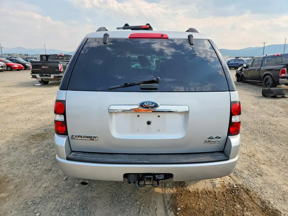 2010 FORD EXPLORER XLT  