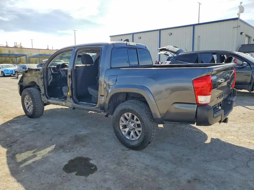 2017 TOYOTA TACOMA SR5 V6  