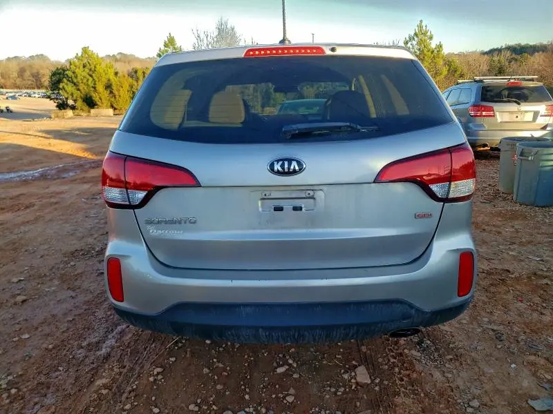 2015 KIA SORENTO LX  