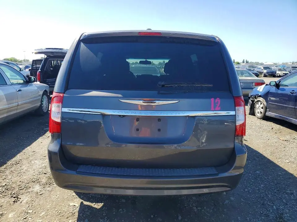 2015 CHRYSLER TOWN & CTY   