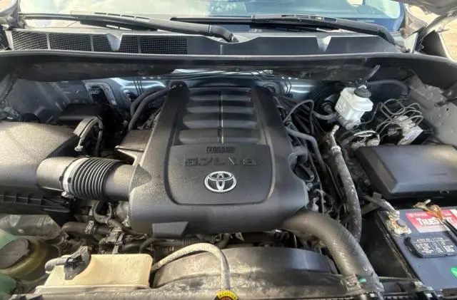 2017 TOYOTA TUNDRA SR5  
