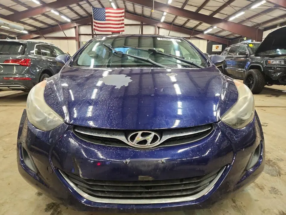 2011 HYUNDAI ELANTRA GLS  