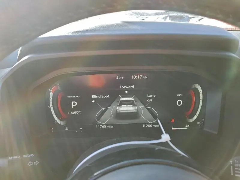 2024 NISSAN ROGUE SL  
