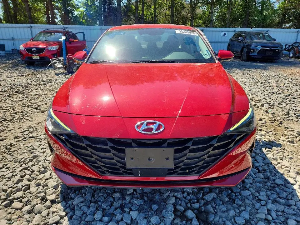 2021 HYUNDAI ELANTRA SEL  