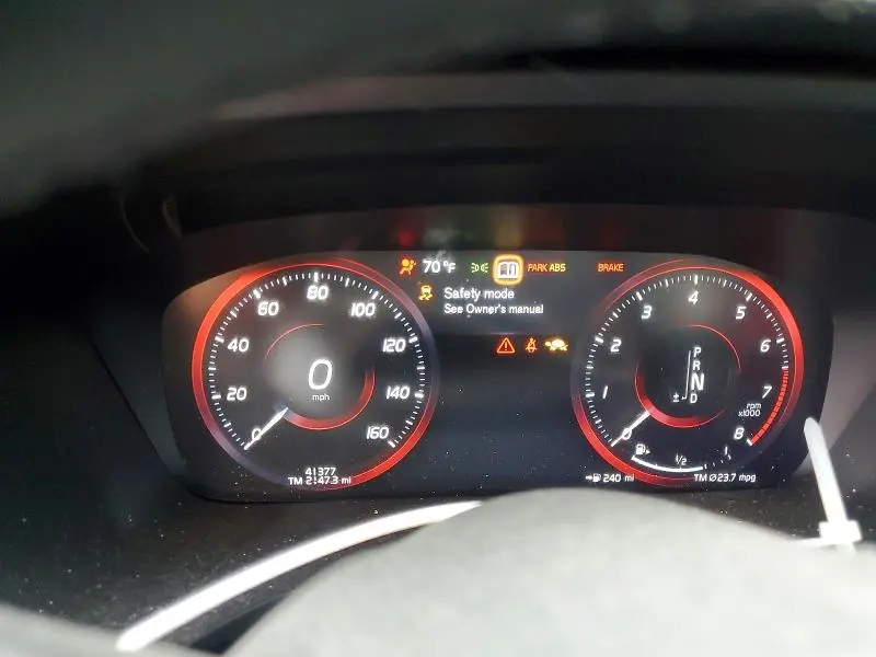 2020 VOLVO V60 T5 MOMENTUM  