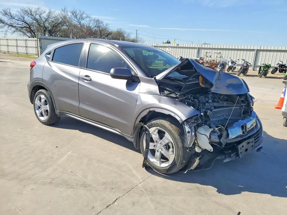 2022 HONDA HR-V LX  