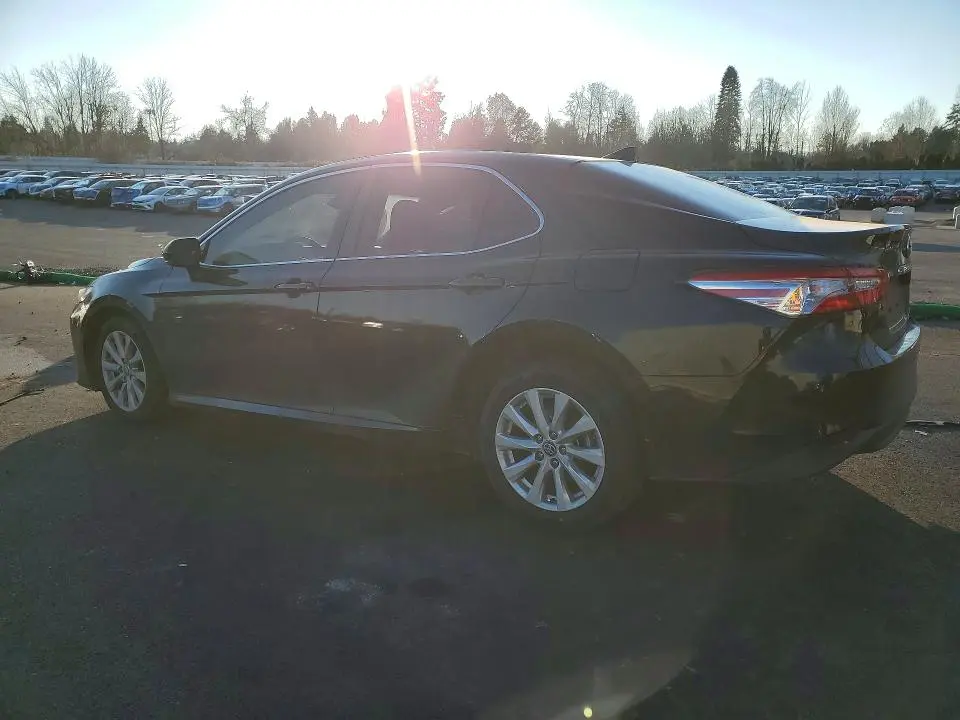 2020 TOYOTA CAMRY LE  