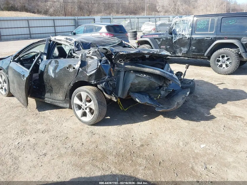 2014 TOYOTA CAMRY SE SPORT